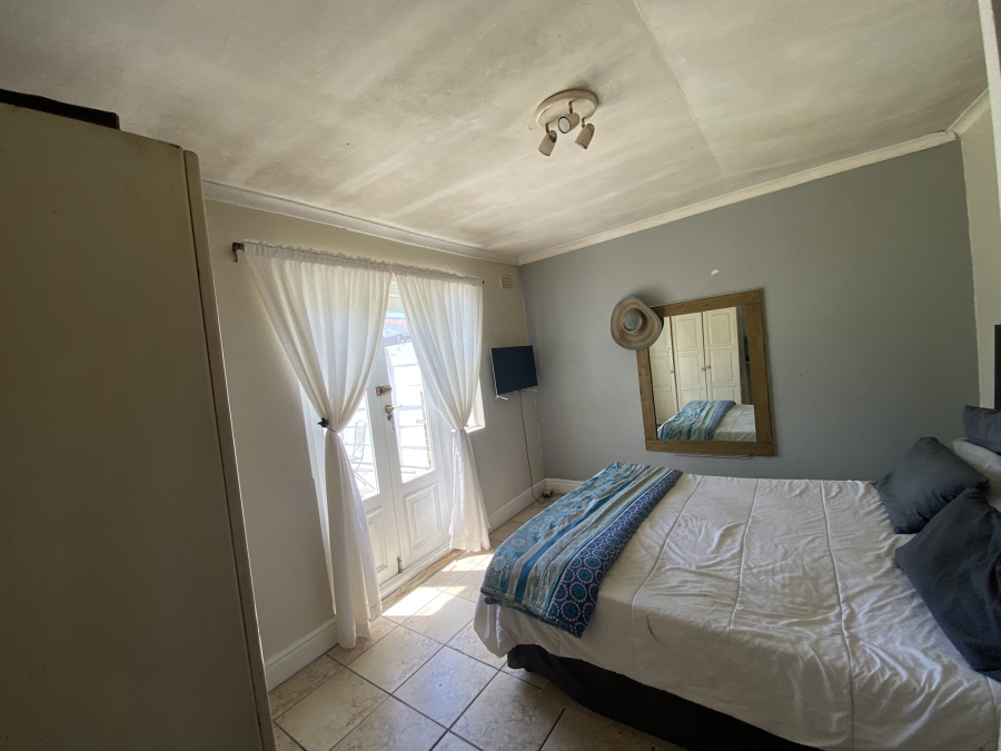 2 Bedroom Property for Sale in Pelican Park Western Cape